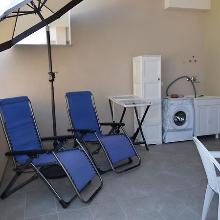 Casa Vacanze Lombardo Santa Teresa Di Riva Eksteriør bilde