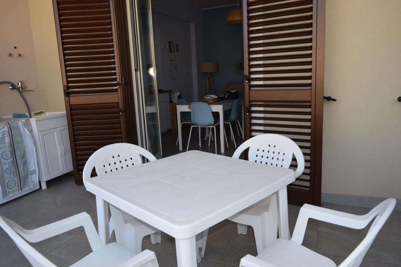 Casa Vacanze Lombardo Santa Teresa Di Riva Eksteriør bilde