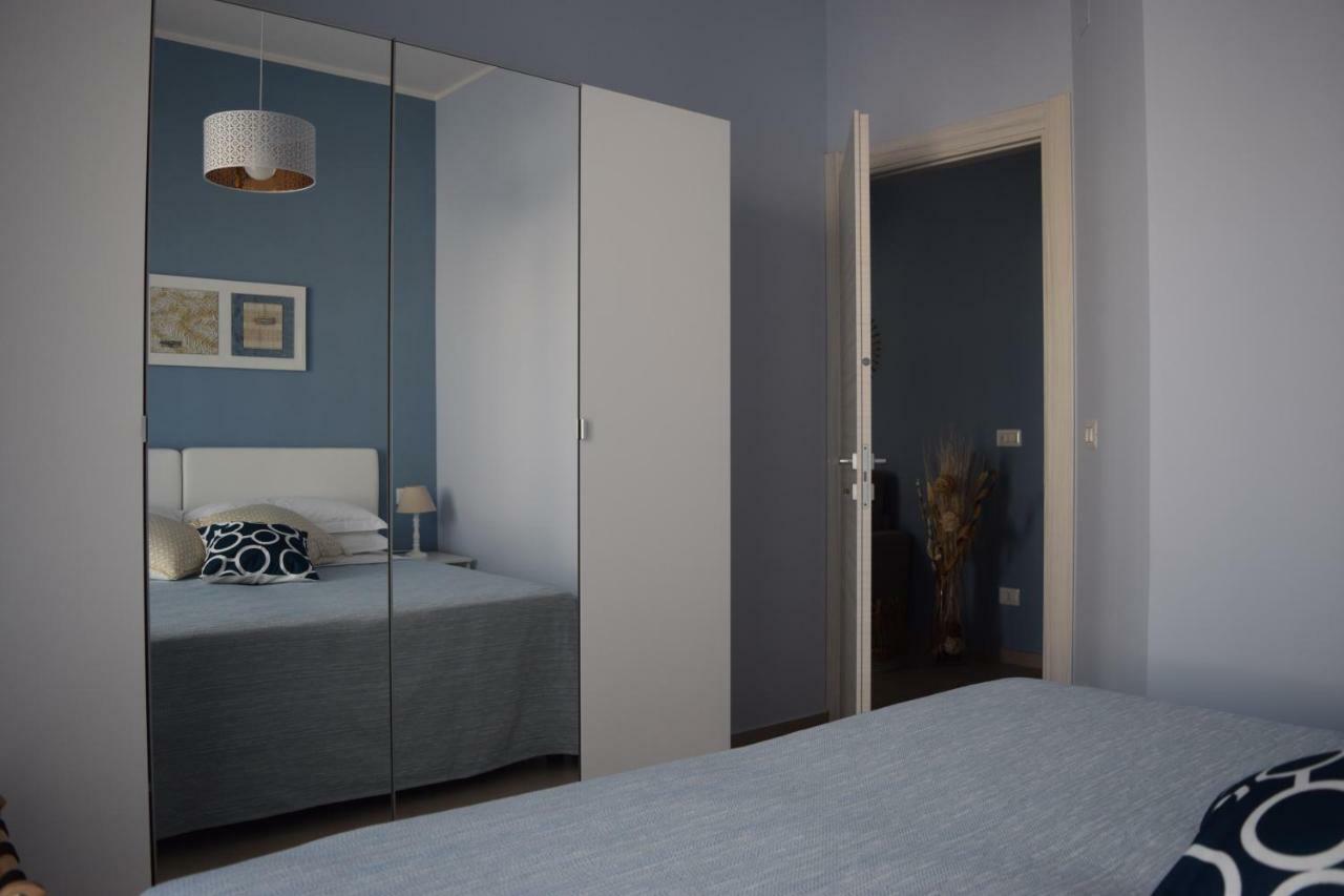 Casa Vacanze Lombardo Santa Teresa Di Riva Eksteriør bilde