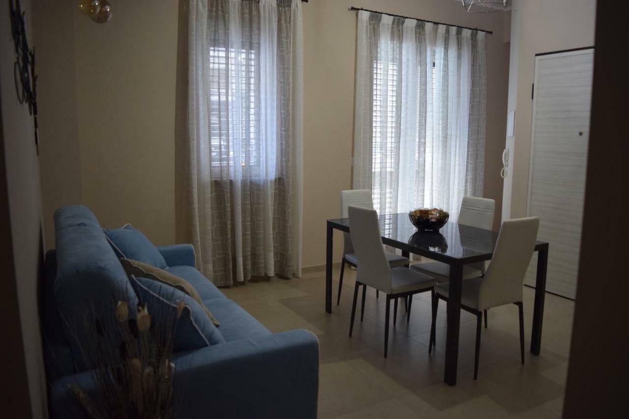 Casa Vacanze Lombardo Santa Teresa Di Riva Eksteriør bilde